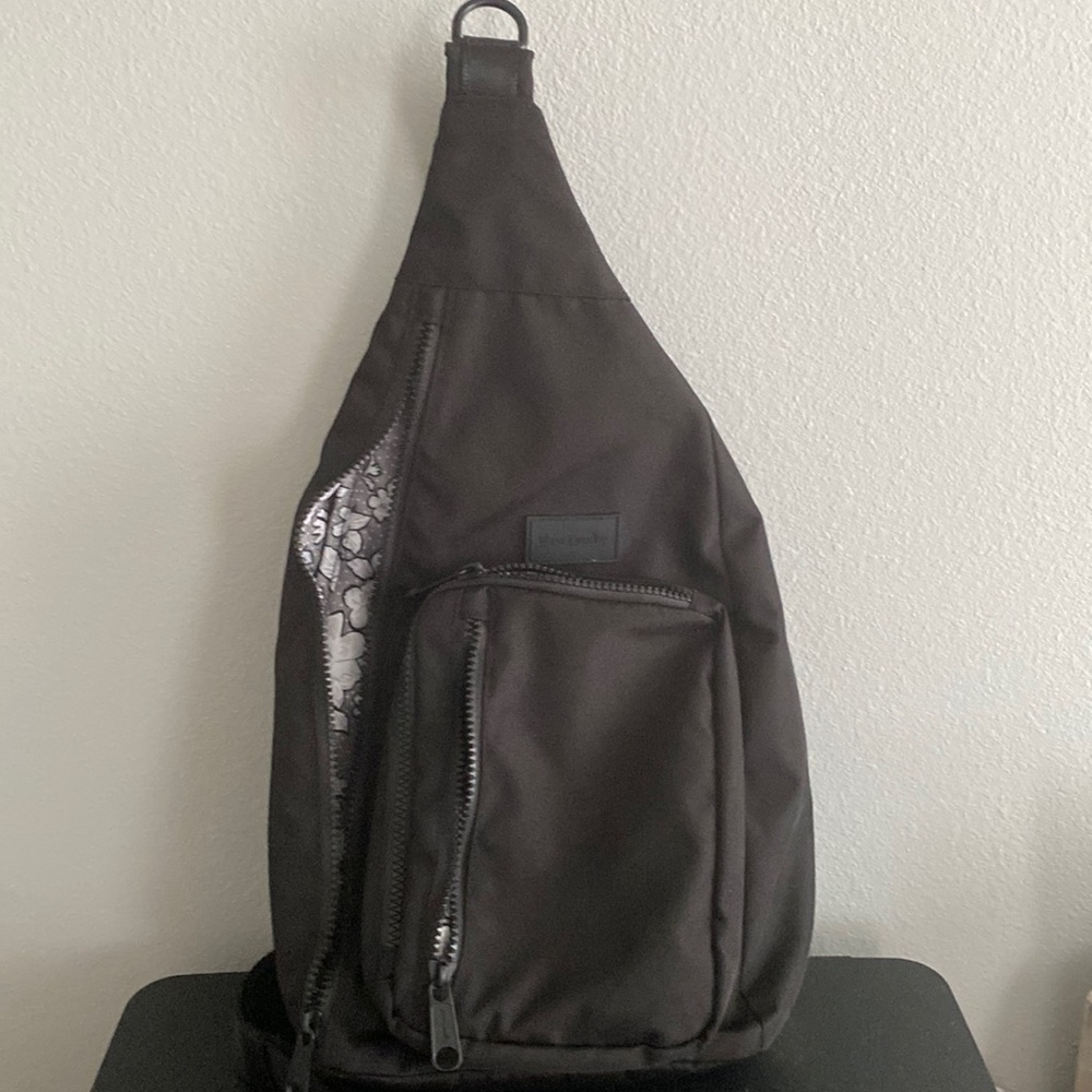Vera Bradley sling bag